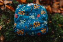 Load image into Gallery viewer, Fox and the fawn