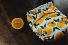 Load image into Gallery viewer, Squeeze me baby